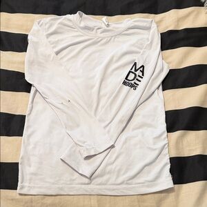 BEST OFFER Madehoops White Long Sleeve compression Shirt
Youth medium